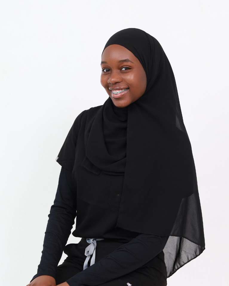 Maryam - Dental Assistant